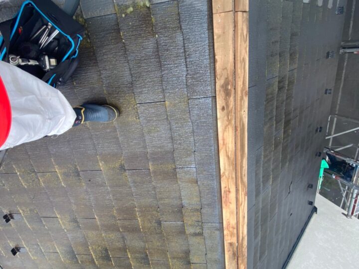 屋根重ね葺き工事①